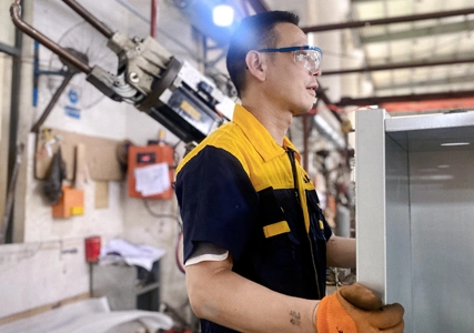 Редактор Sai-U берет вас, чтобы понимать огнеупорный мусорный бак